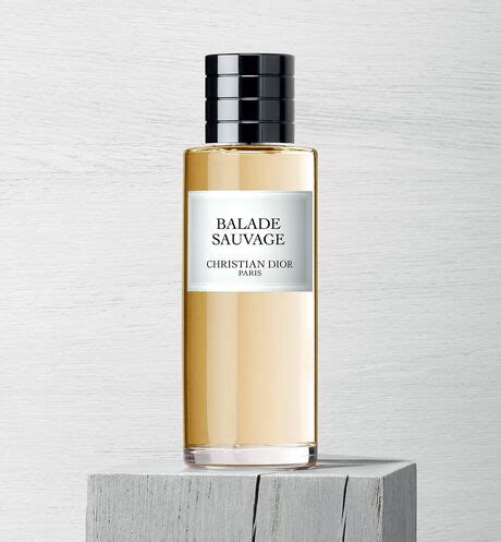 Balade Sauvage: unisex fragrance that evokes a sea breeze 